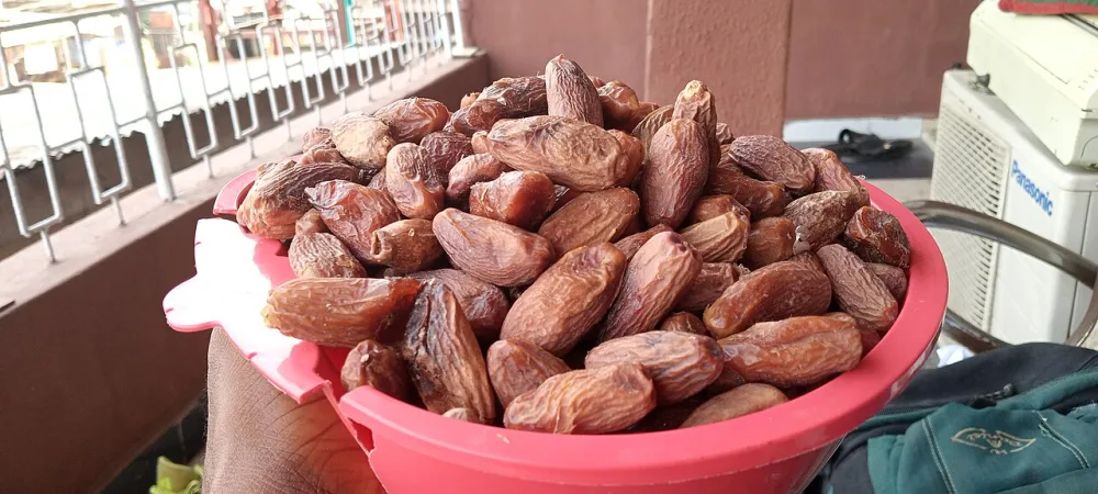 Complete Guide to Date Varieties by Country of Origin: Ajwa, Sukari, Medjool & More